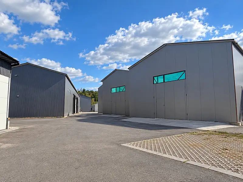 Pronájem skladového prostoru 357 m², Mníšek pod Brdy – náhled fotky 2