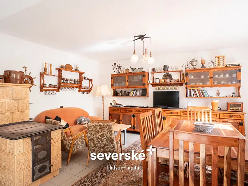 Prodej rodinného domu 190 m², pozemek 2122 m², Kunratice – náhled fotky 3