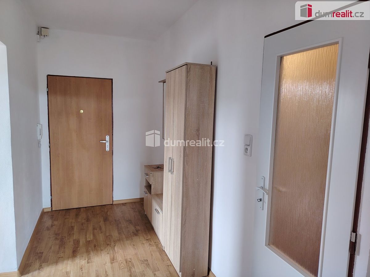 Pronájem bytu 2+1 55 m² – fotografie 2