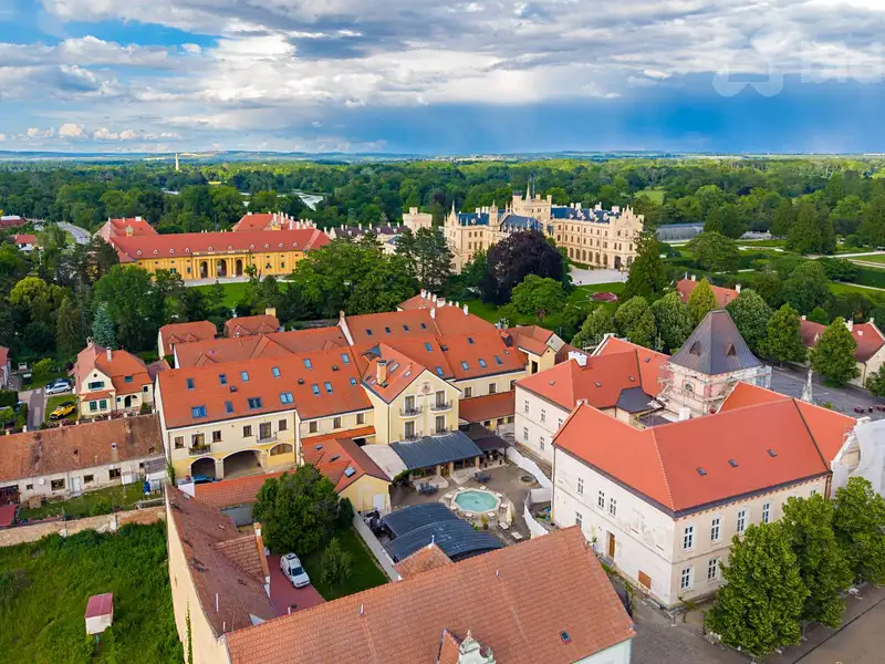 Prodej ubytovacího zařízení 1300 m², Lednice – náhled fotky 2