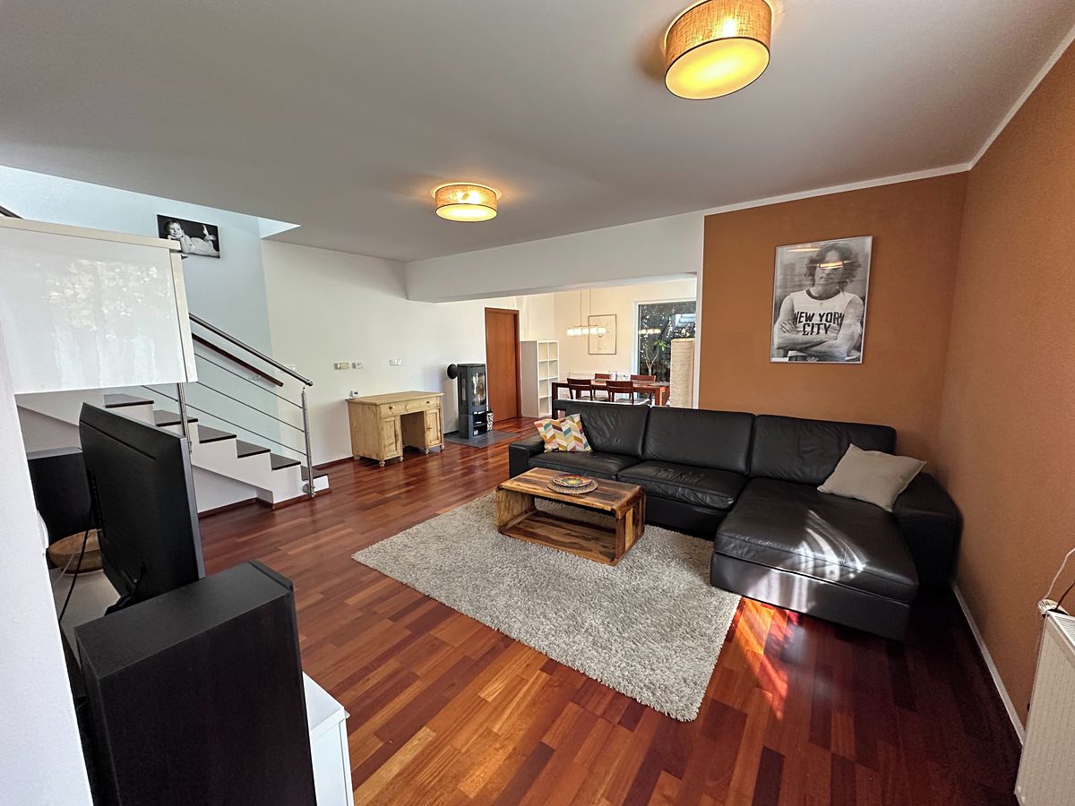 Pronájem rodinného domu 131 m², pozemek 70 m² – fotografie 5
