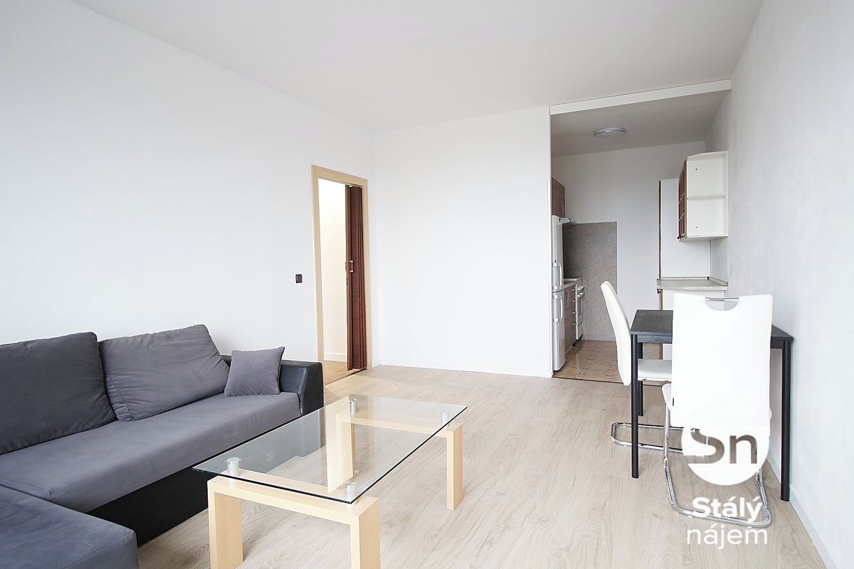 Pronájem bytu 2+kk 42 m² – fotografie 2