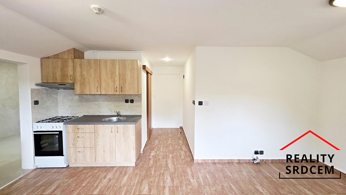 Pronájem bytu 3+kk 72 m² – fotografie 3