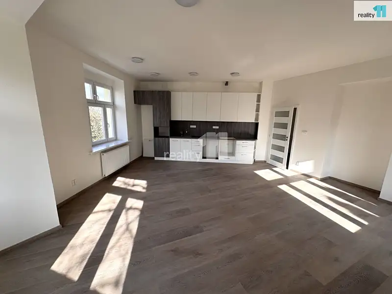 Prodej bytu 2+kk 76 m², Praha – náhled fotky 2