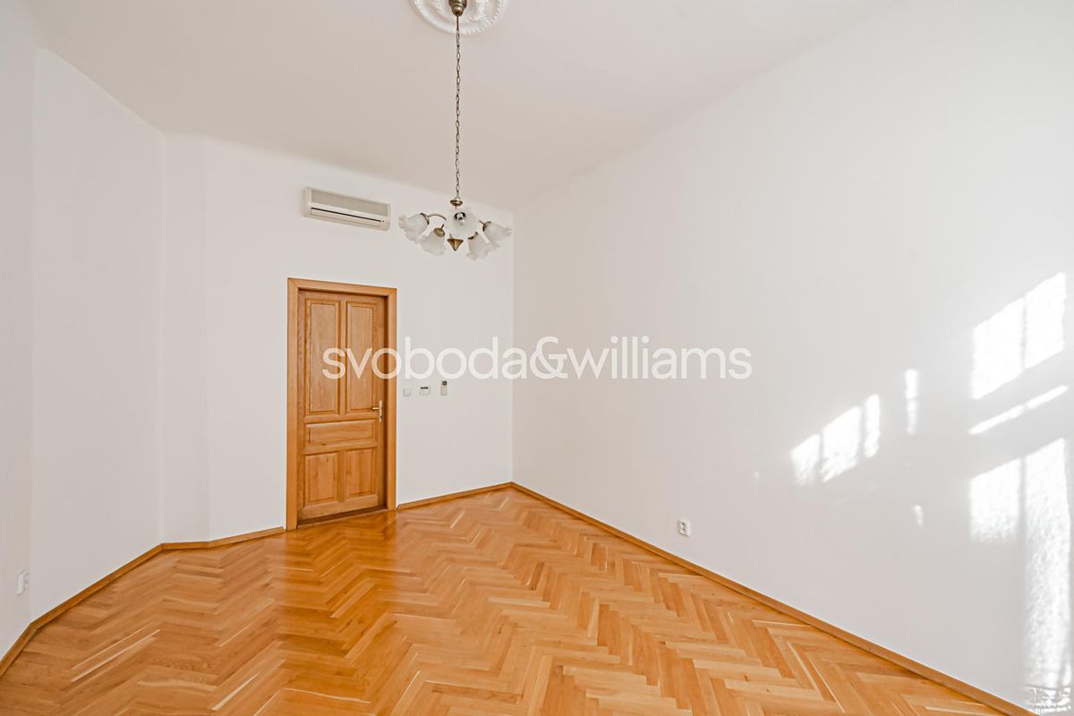 Pronájem bytu 3+1 92 m² – fotografie 2
