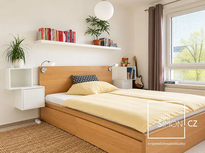 Pronájem bytu 2+kk 56 m², Praha – náhled fotky 3