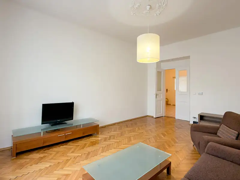 Pronájem kanceláře 85 m², Praha – náhled fotky 3