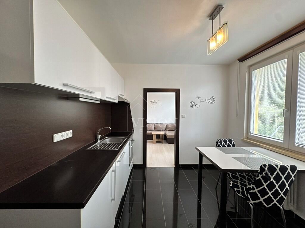 Pronájem bytu 1+1 31 m² – fotografie 3