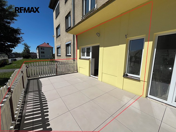 Pronájem bytu 1+kk, 34 m² (11 z 18)