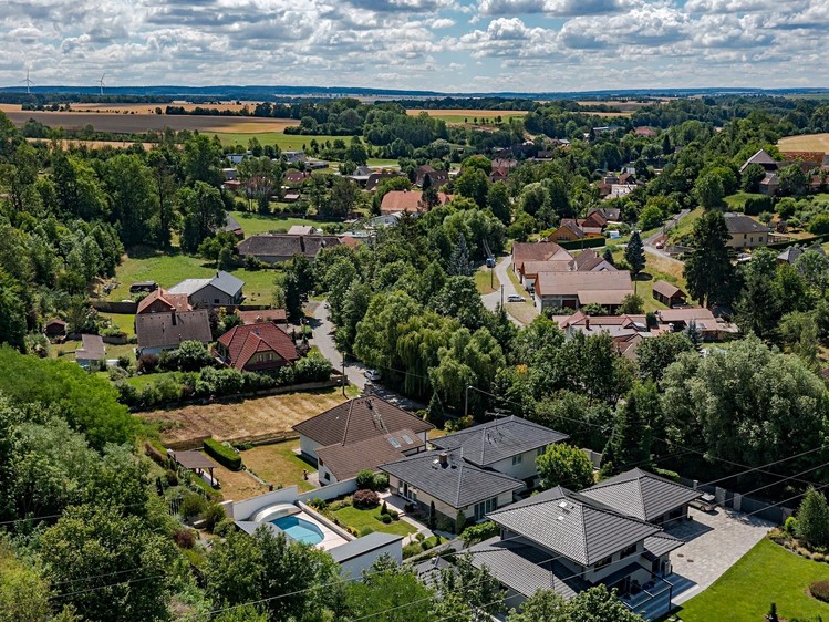 Pronájem domu, 241 m² (57 z 63)