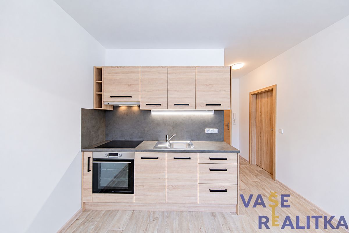 Pronájem bytu 1+1 37 m² – fotografie 2