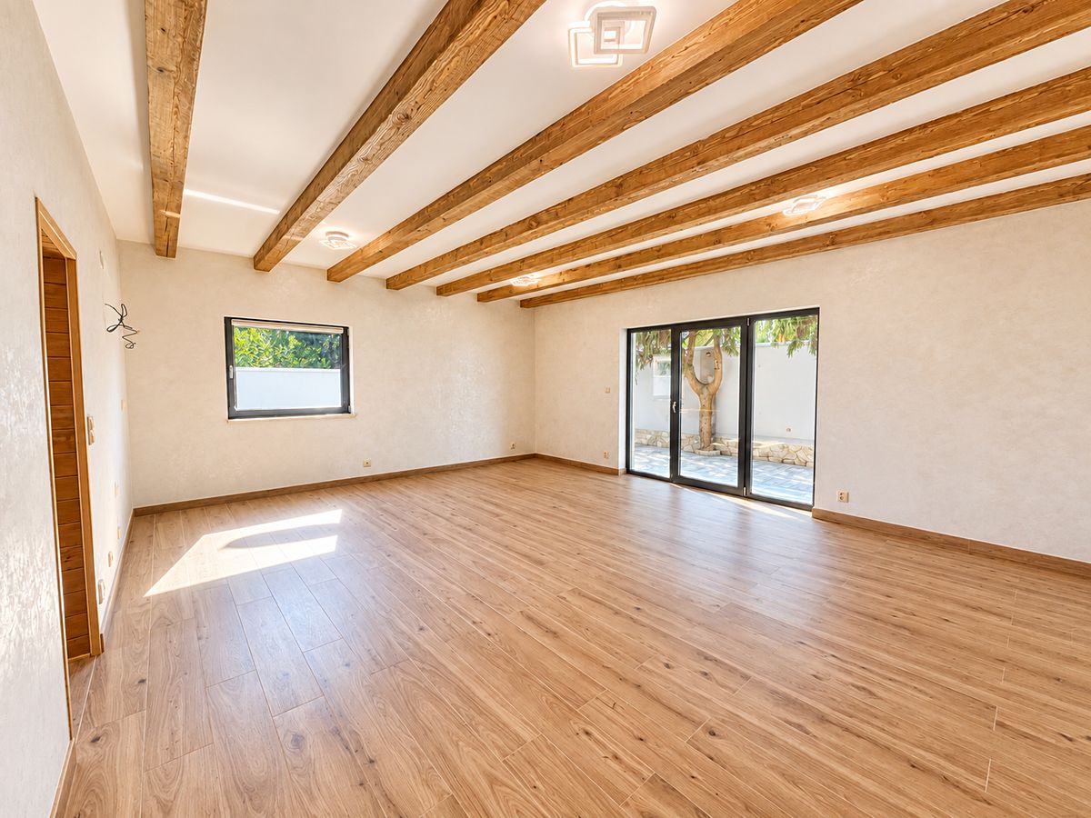 Prodej chaty 95 m², pozemek 365 m² – fotografie 2