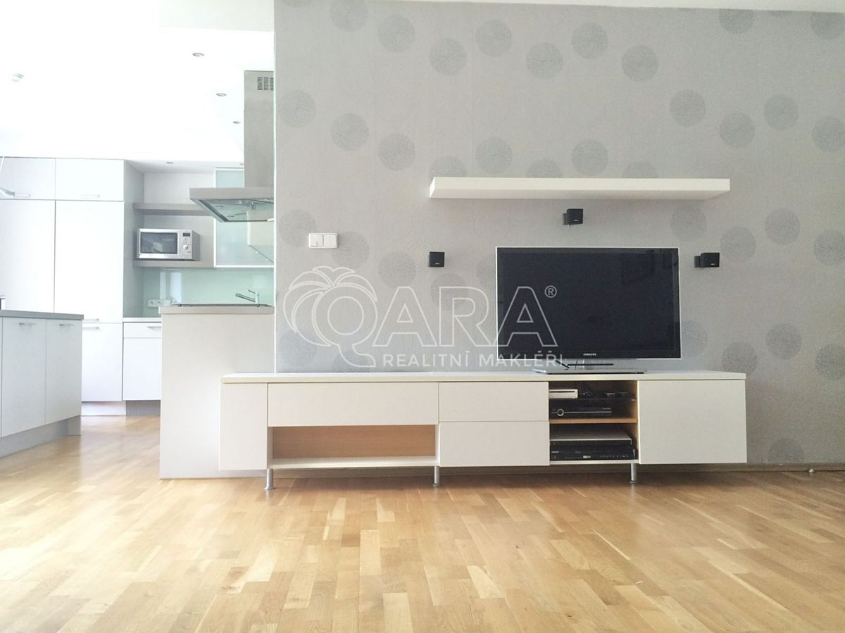 Pronájem bytu 3+kk 86 m² – fotografie 5