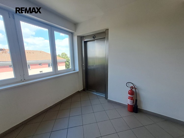Wohnung 2+1 zur Miete, 77 m² (12 von 13)
