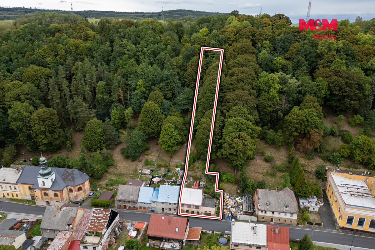 Prodej rodinného domu 164 m², pozemek 1229 m² – fotografie 2