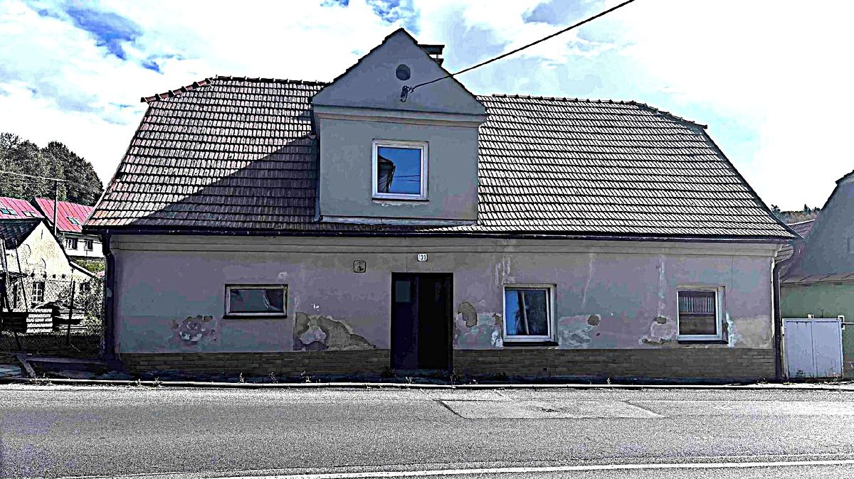 Prodej rodinného domu 240 m², pozemek 1457 m²