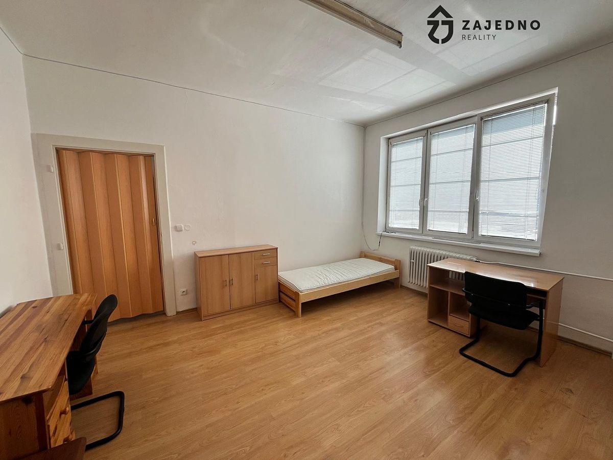 Pronájem bytu 2+1 60 m² – fotografie 4