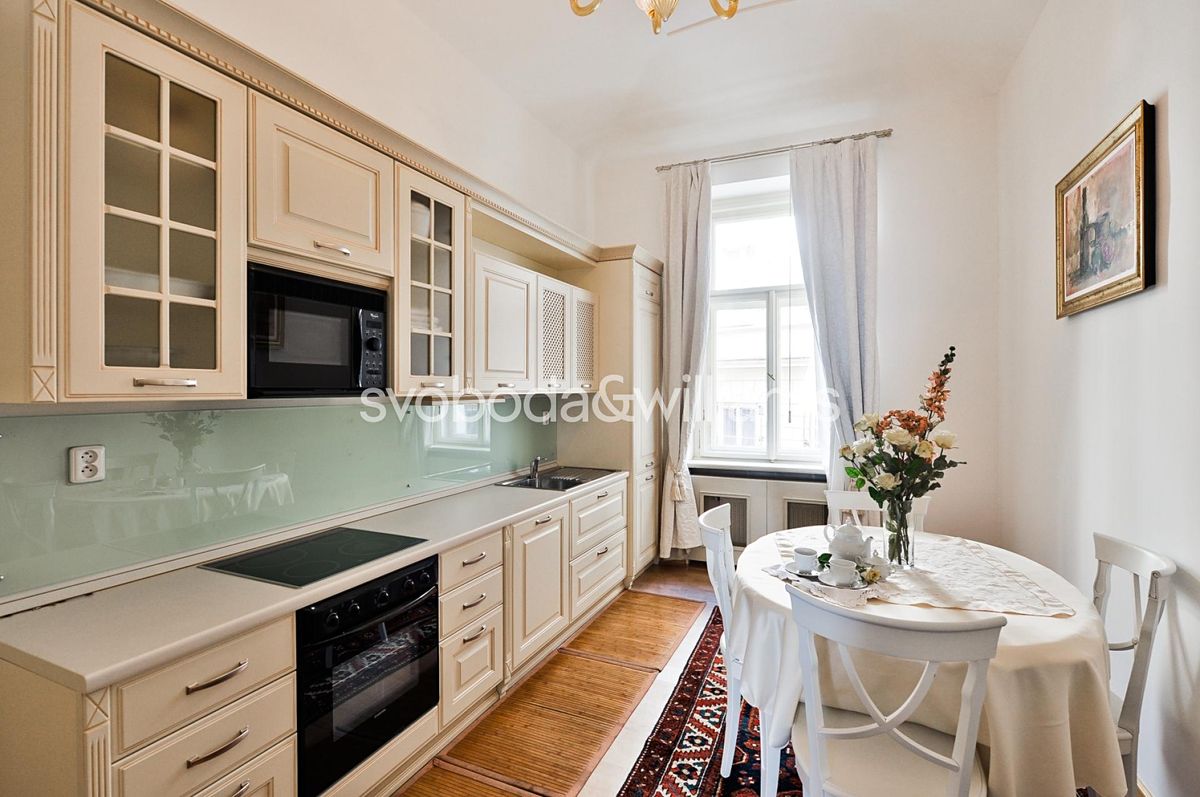 Pronájem bytu 2+1 76 m² – fotografie 2