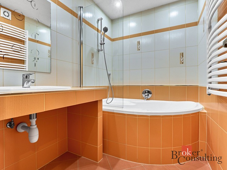 Wohnung 2+1 zum Kauf, 60 m² (6 von 16)