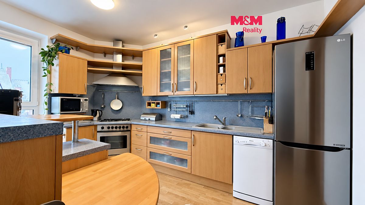 Pronájem bytu 2+kk 65 m²