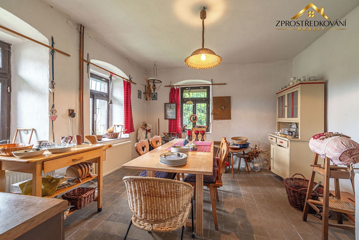 Prodej chalupy 190 m², pozemek 926 m² – fotografie 2