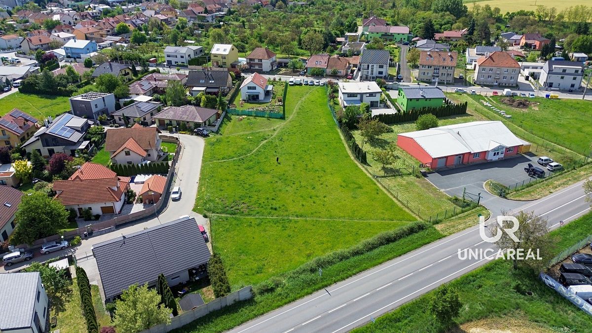 Prodej stavebního pozemku 1324 m² – fotografie 3