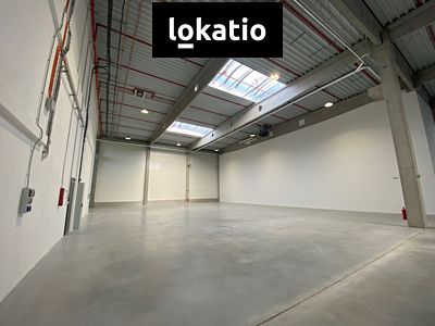 Pronájem skladového prostoru 686 m²