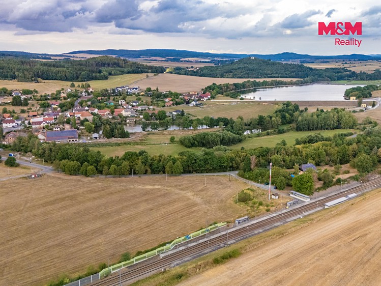 Prodej pozemku, 2 304 m² (8 z 22)