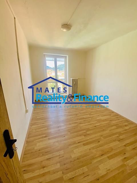 Pronájem bytu 2+1 58 m² – fotografie 3