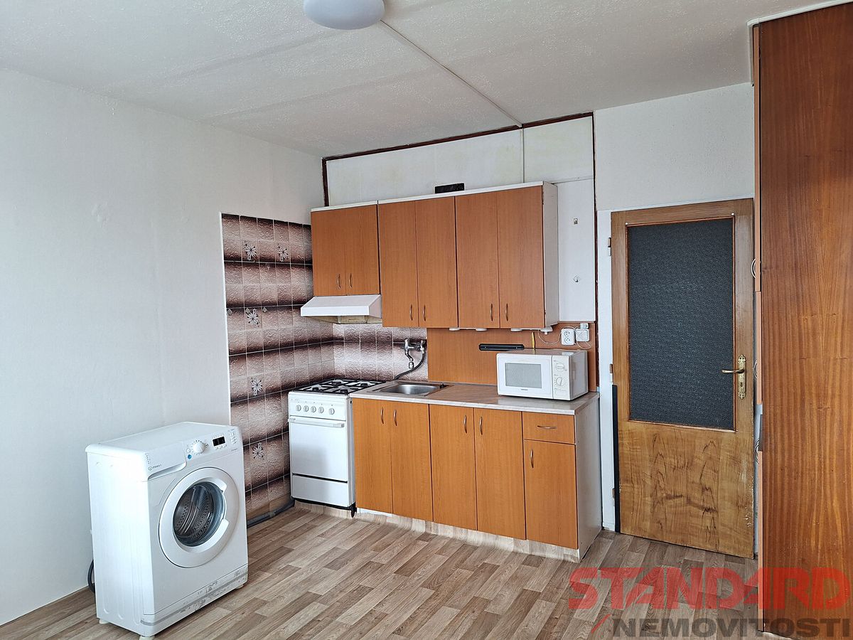 Pronájem bytu 1+1 36 m² – fotografie 2