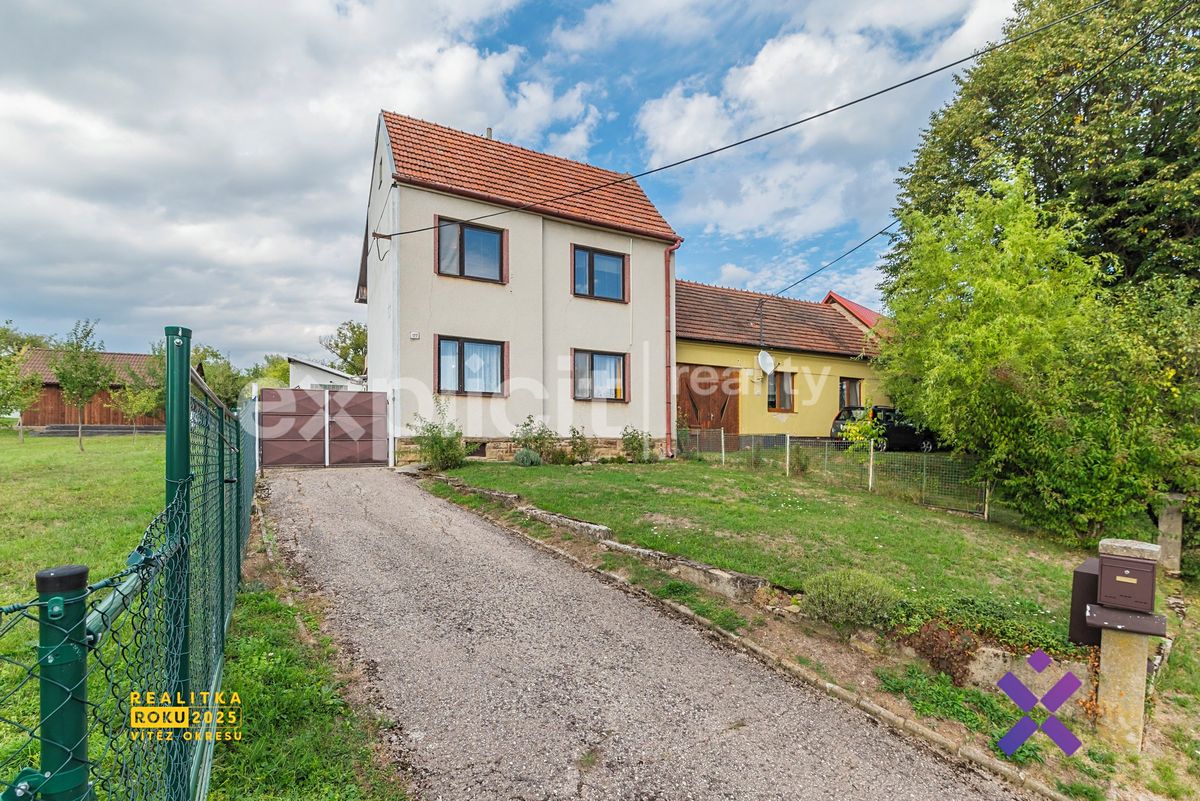 Prodej rodinného domu 133 m², pozemek 1887 m² – fotografie 3