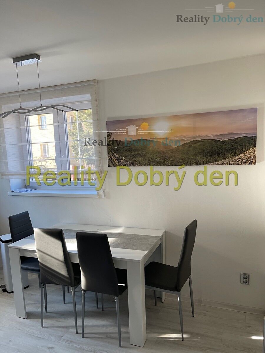 Pronájem bytu 2+1 55 m² – fotografie 3