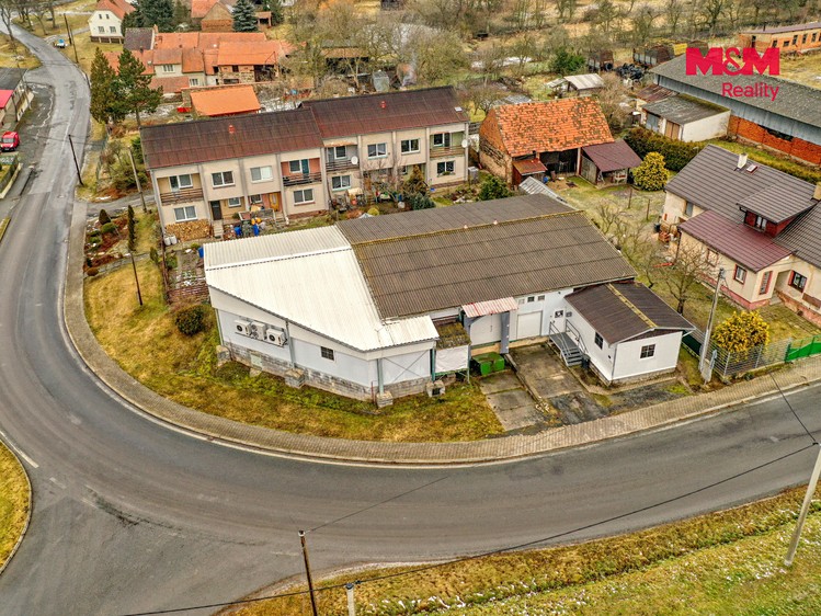 Prodej komerčního prostoru, 377 m² (4 z 30)