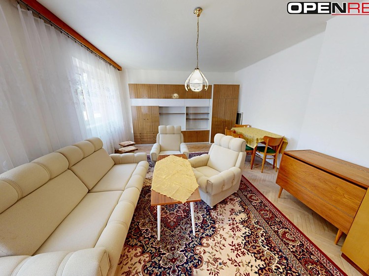 Prodej domu, 177 m² (2 z 27)