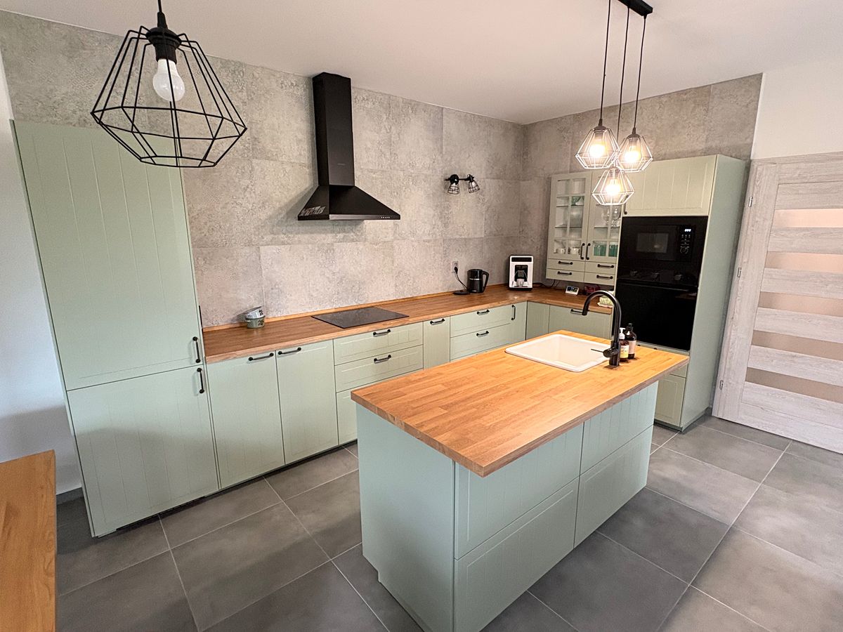 Prodej rodinného domu 128 m², pozemek 587 m² – fotografie 3