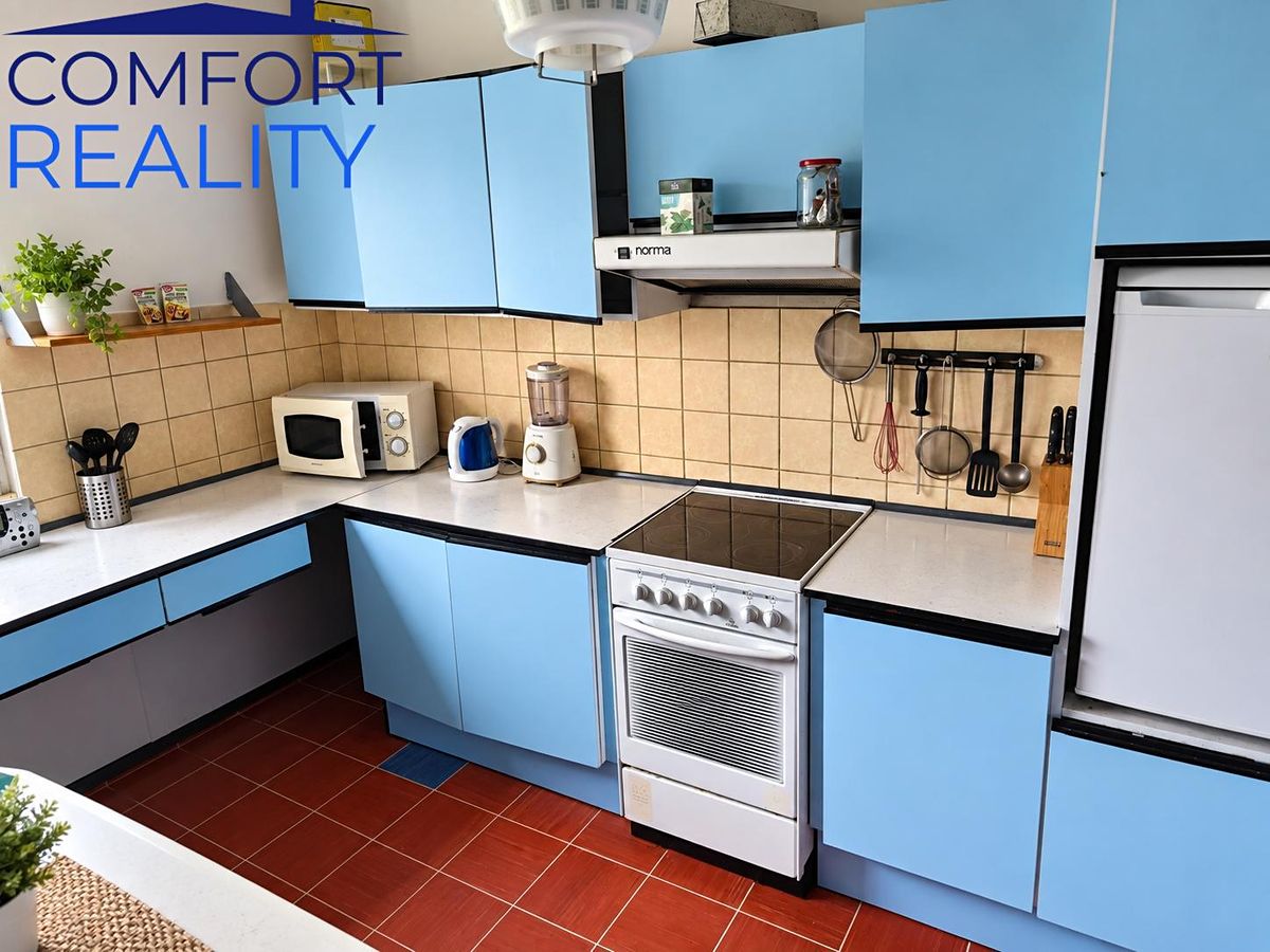 Prodej rodinného domu 140 m², pozemek 963 m² – fotografie 3