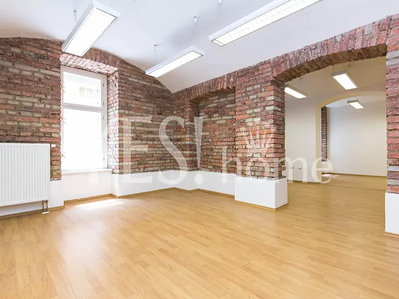 Pronájem obchodního prostoru 136 m², Praha – náhled fotky 2