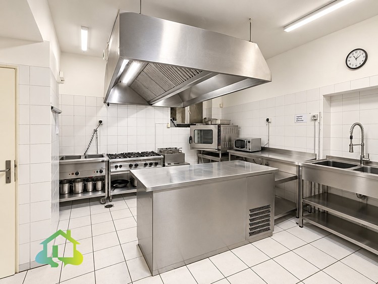 Комерційне приміщення на продаж, 632 м² (15 з 28)