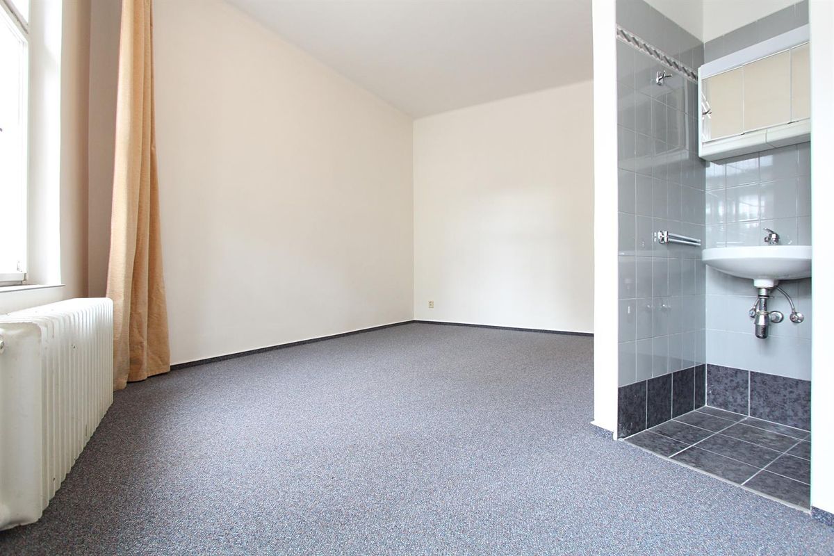 Pronájem bytu 1+kk 28 m² – fotografie 5