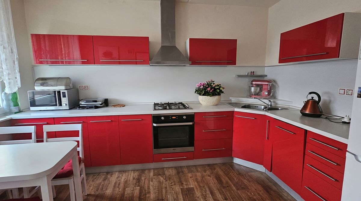 Pronájem bytu 3+1 70 m² – fotografie 2