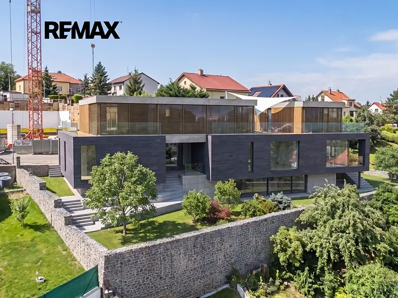 Prodej stavebního pozemku 653 m², Praha – náhled fotky 3