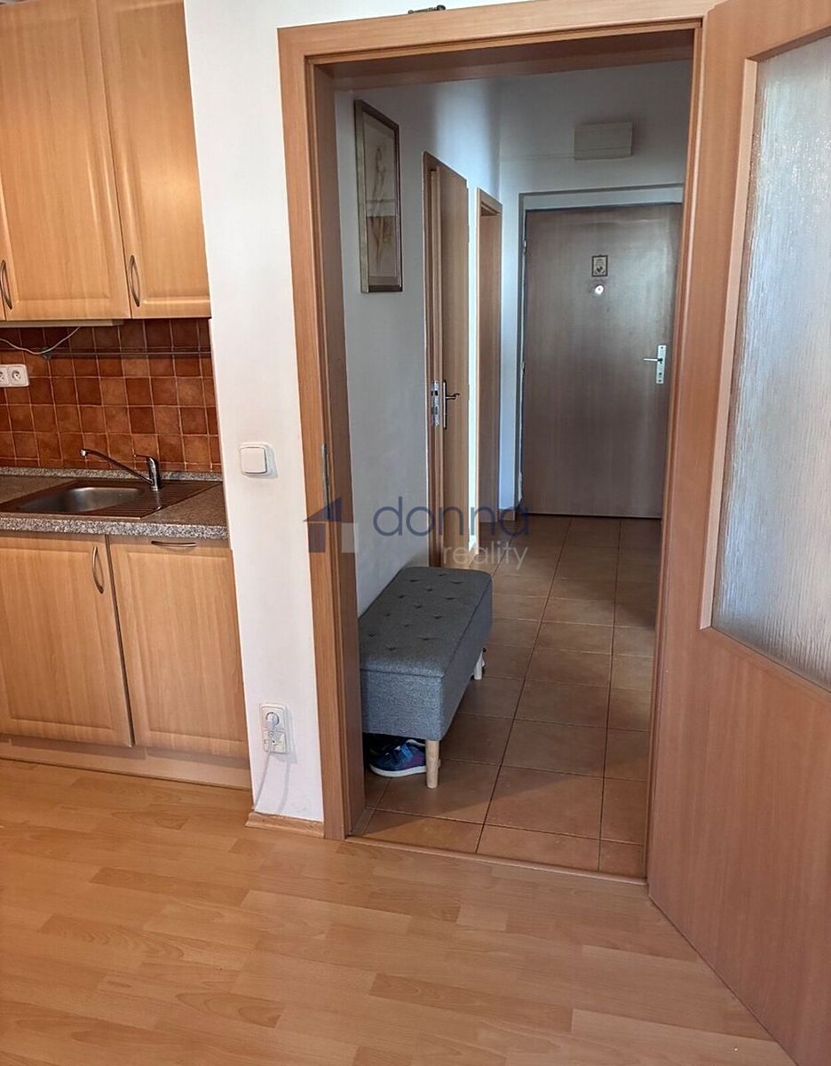 Pronájem bytu 2+kk 65 m² – fotografie 5