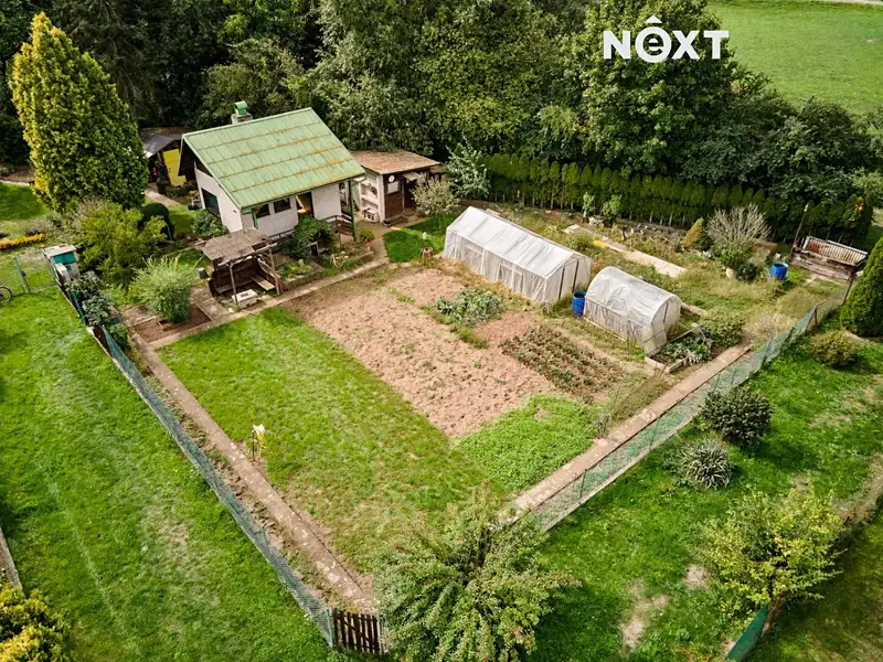 Prodej chaty 25 m², pozemek 616 m², Hradec Králové – náhled fotky 1