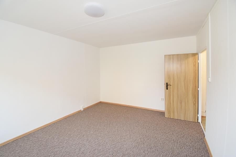 Pronájem bytu 1+1 27 m² – fotografie 3
