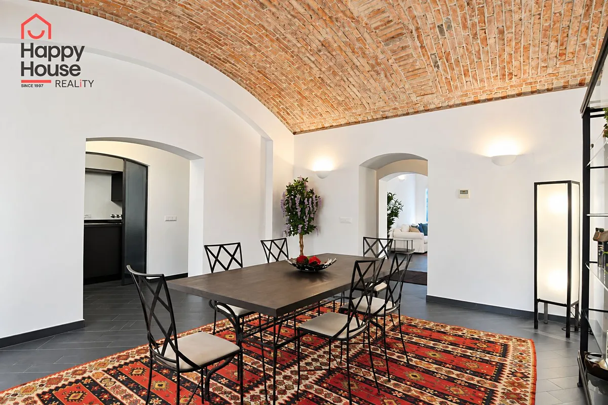 Pronájem bytu 3+1 149 m²