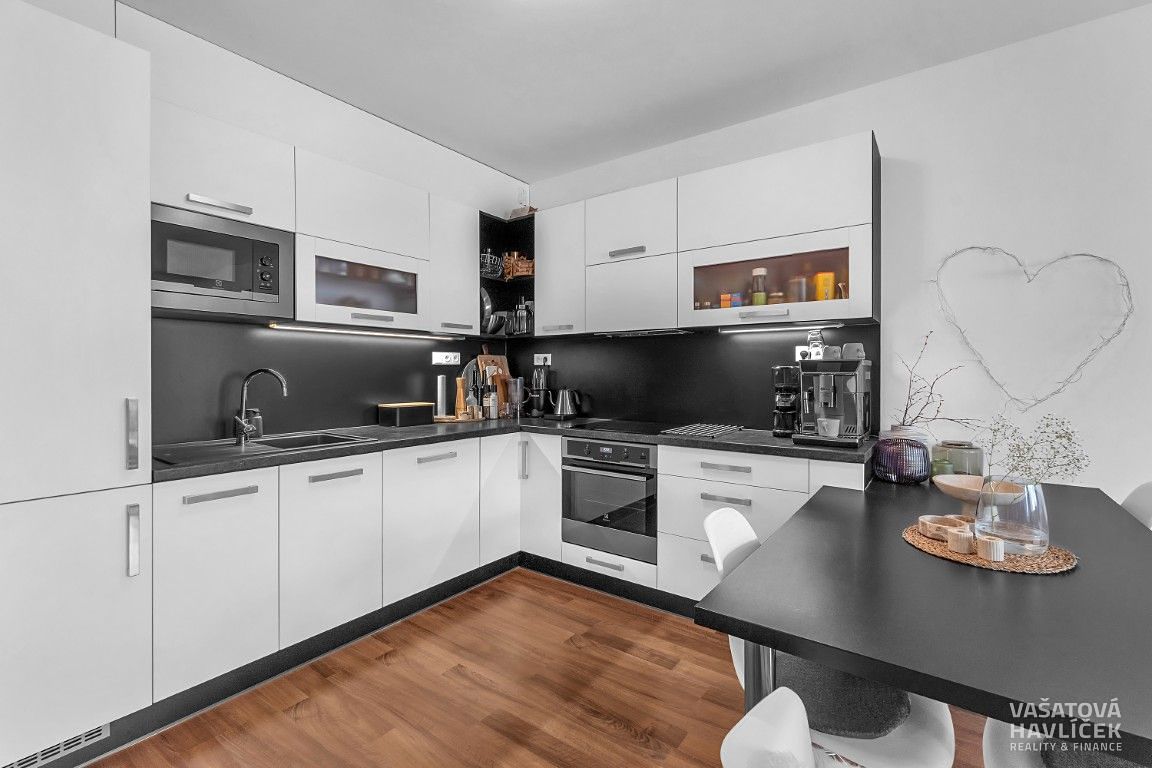 Pronájem bytu 3+kk 77 m²