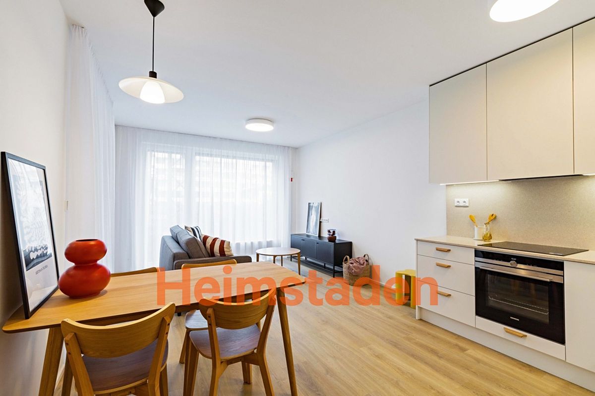 Pronájem bytu 2+kk 61 m² – fotografie 5