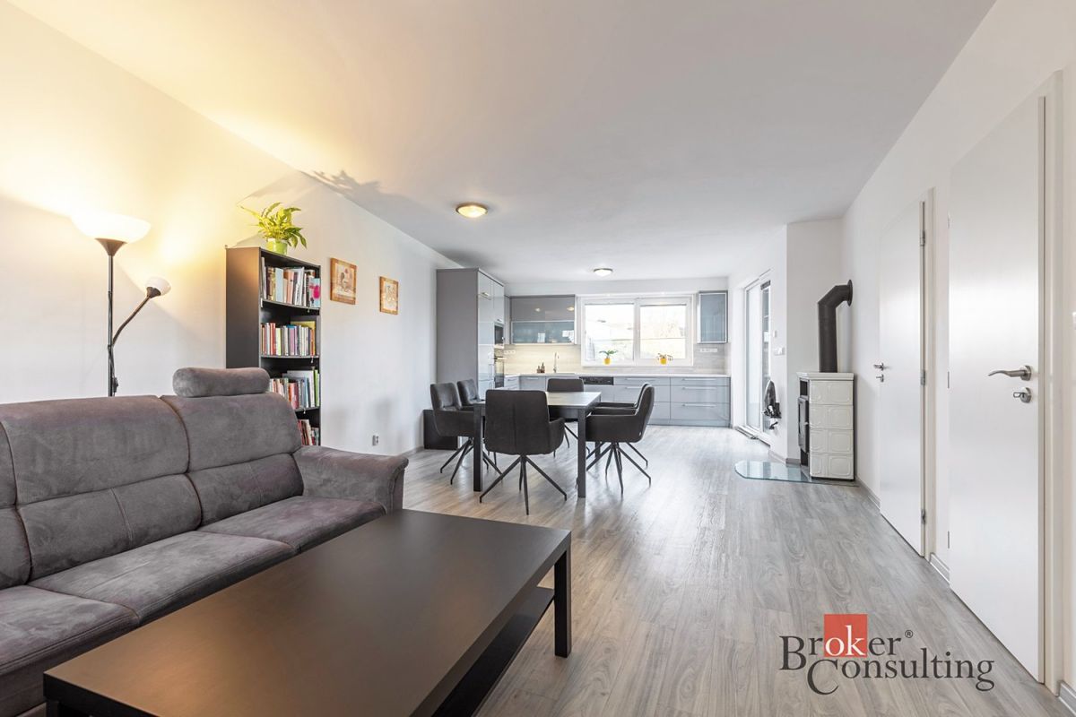 Prodej rodinného domu 120 m², pozemek 230 m² – fotografie 4