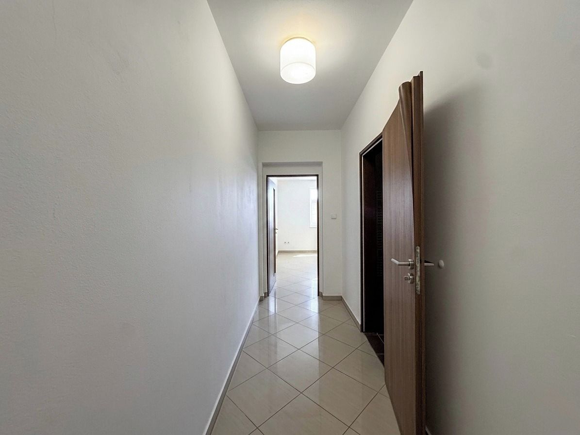 Pronájem bytu 1+kk 29 m² – fotografie 3