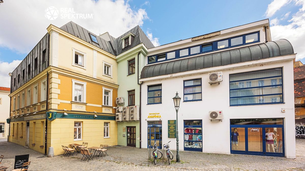 Prodej činžovního domu 915 m² – fotografie 3